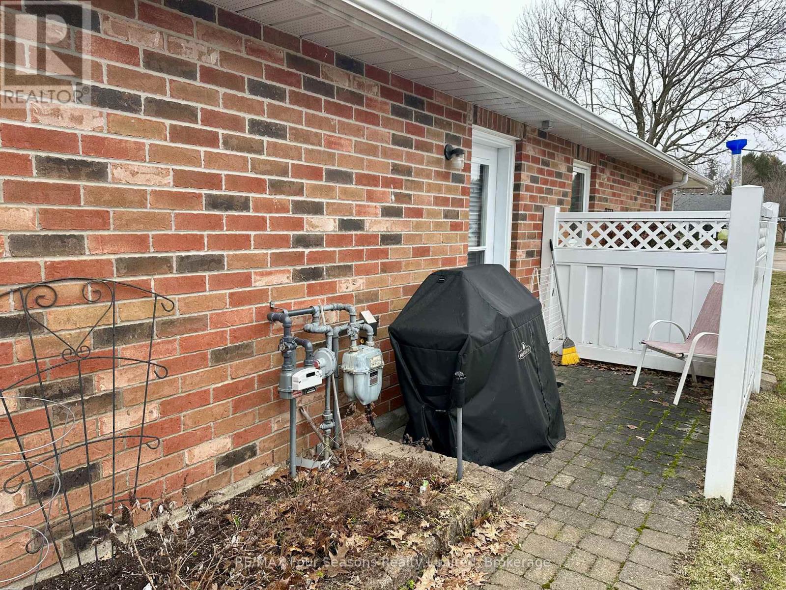 8 - 275 Huron Street, Clearview, Ontario  L0M 1S0 - Photo 35 - S12870374