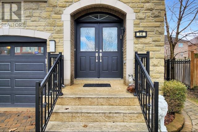 14 Riel Drive, Richmond Hill, Ontario  L4E 4W4 - Photo 3 - N12940648