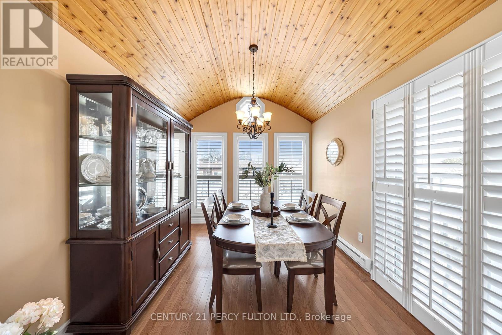 2553 Stillmeadow Drive, Mississauga, Ontario  L5B 1X8 - Photo 13 - W12942706