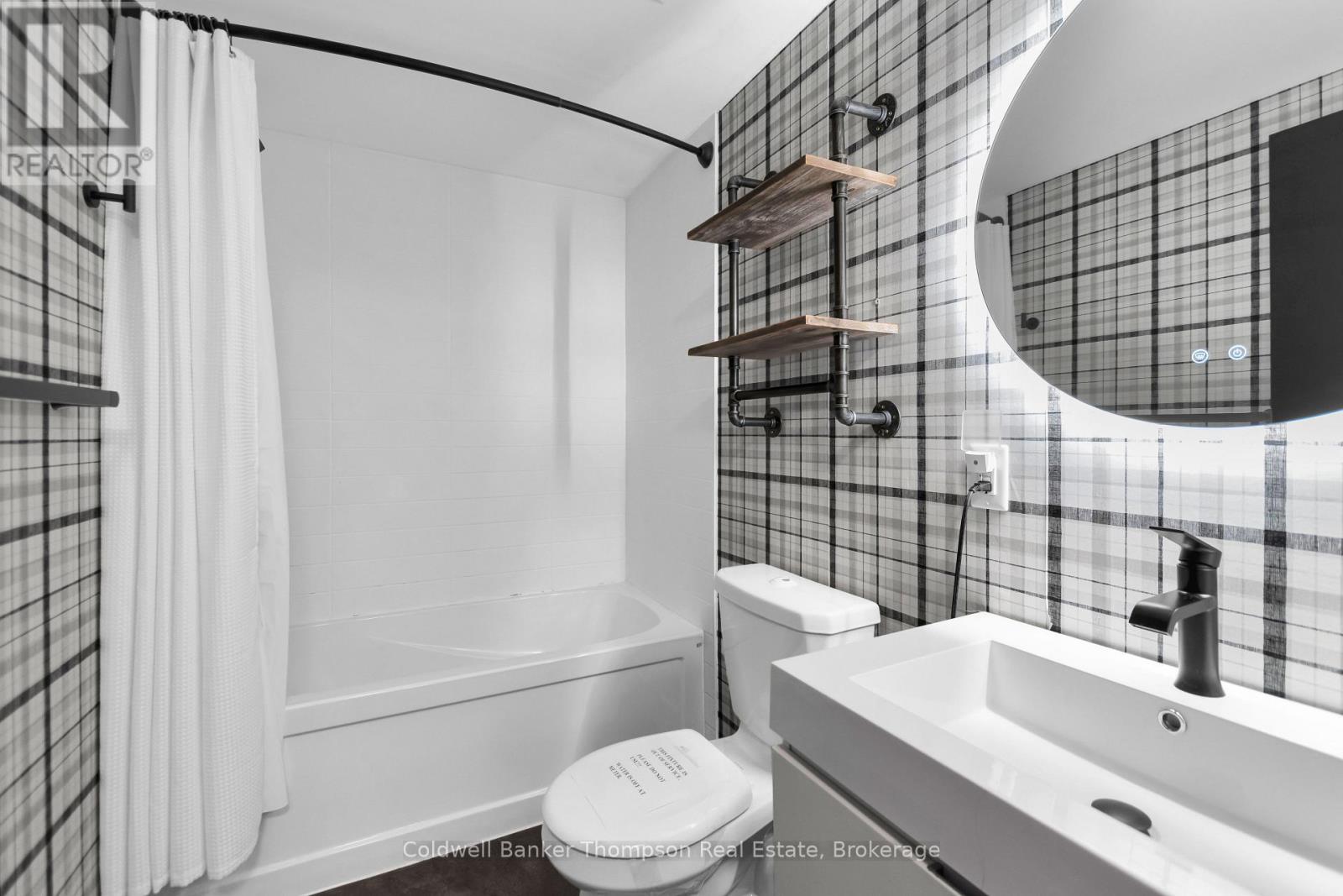 302 - 1 Tree Tops Lane, Huntsville, Ontario  P1H 1A9 - Photo 22 - X12957720