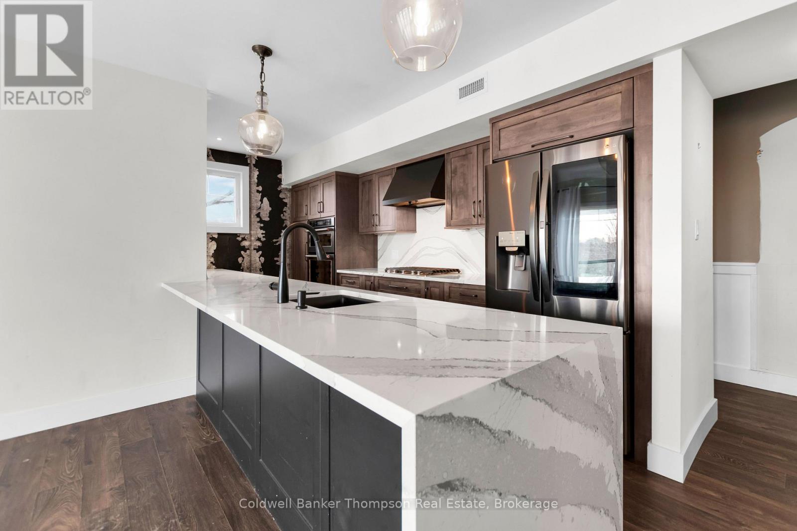 302 - 1 Tree Tops Lane, Huntsville, Ontario  P1H 1A9 - Photo 9 - X12957720