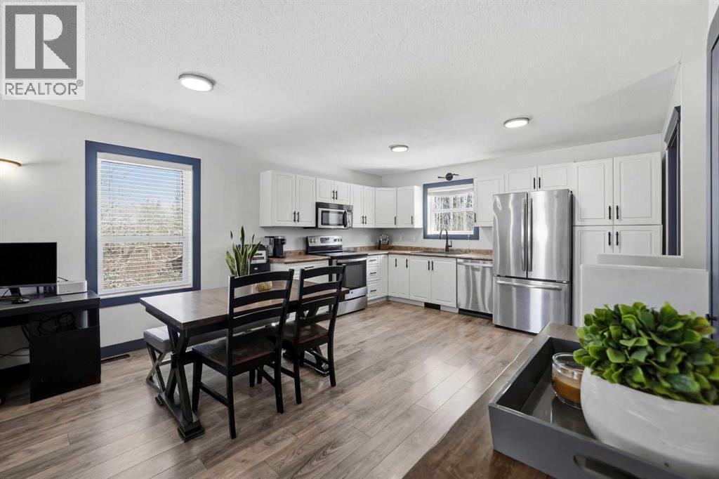 17 Hummingbird Lane, Half Moon Bay, Alberta  T4S 1S1 - Photo 10 - A2296188