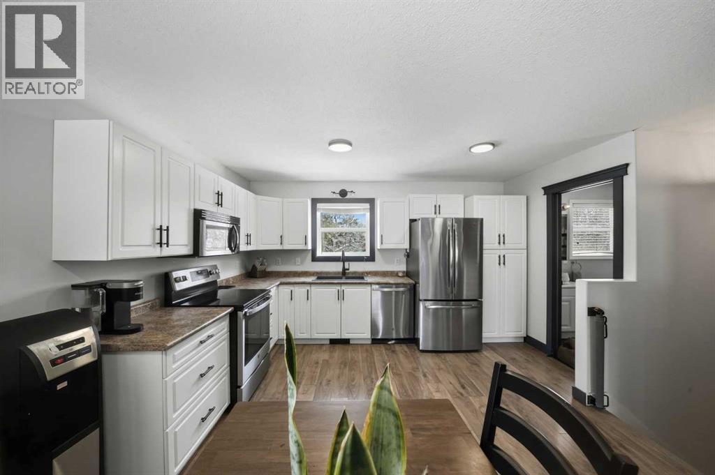 17 Hummingbird Lane, Half Moon Bay, Alberta  T4S 1S1 - Photo 7 - A2296188