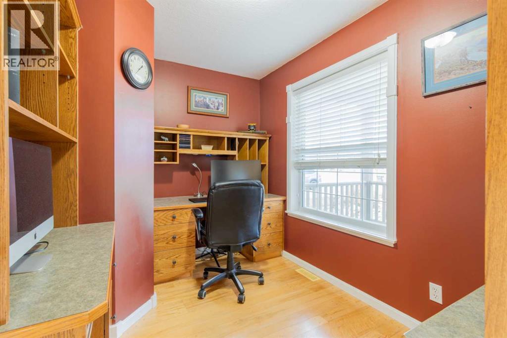 217 N 200 E, Raymond, Alberta  T0K 2S0 - Photo 22 - A2298549