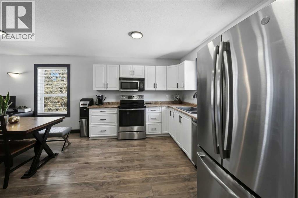 17 Hummingbird Lane, Half Moon Bay, Alberta  T4S 1S1 - Photo 5 - A2296188