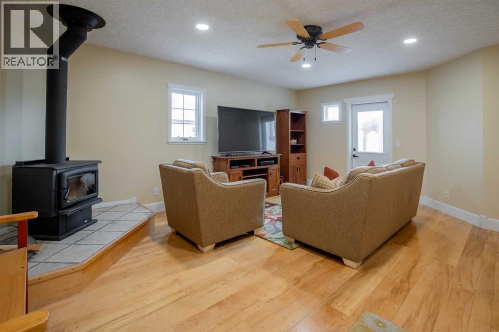 217 N 200 E, Raymond, Alberta  T0K 2S0 - Photo 24 - A2298549