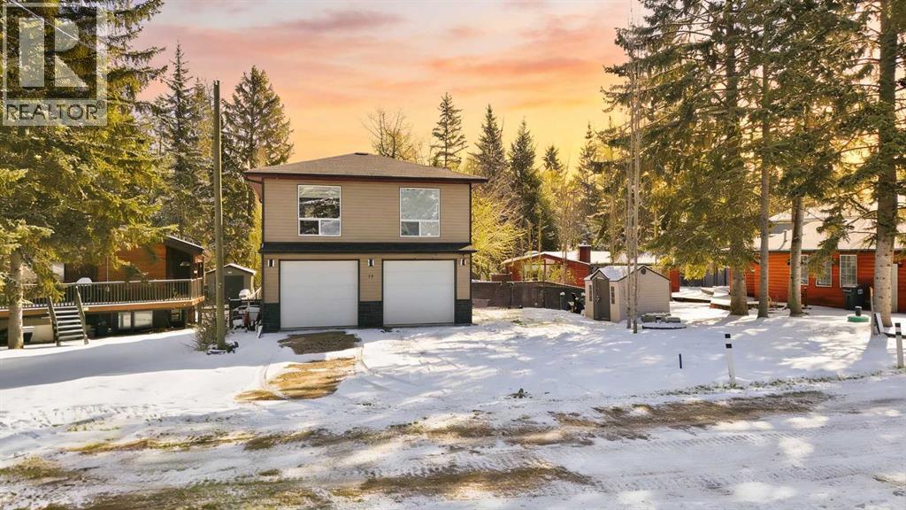 17 Hummingbird Lane, Half Moon Bay, Alberta  T4S 1S1 - Photo 2 - A2296188