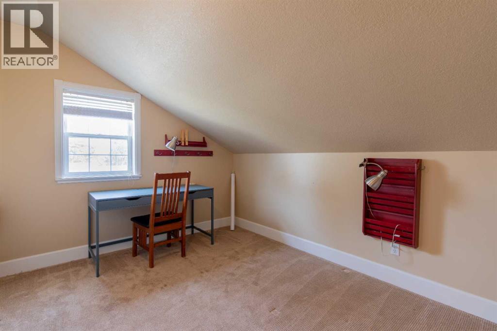 217 N 200 E, Raymond, Alberta  T0K 2S0 - Photo 30 - A2298549