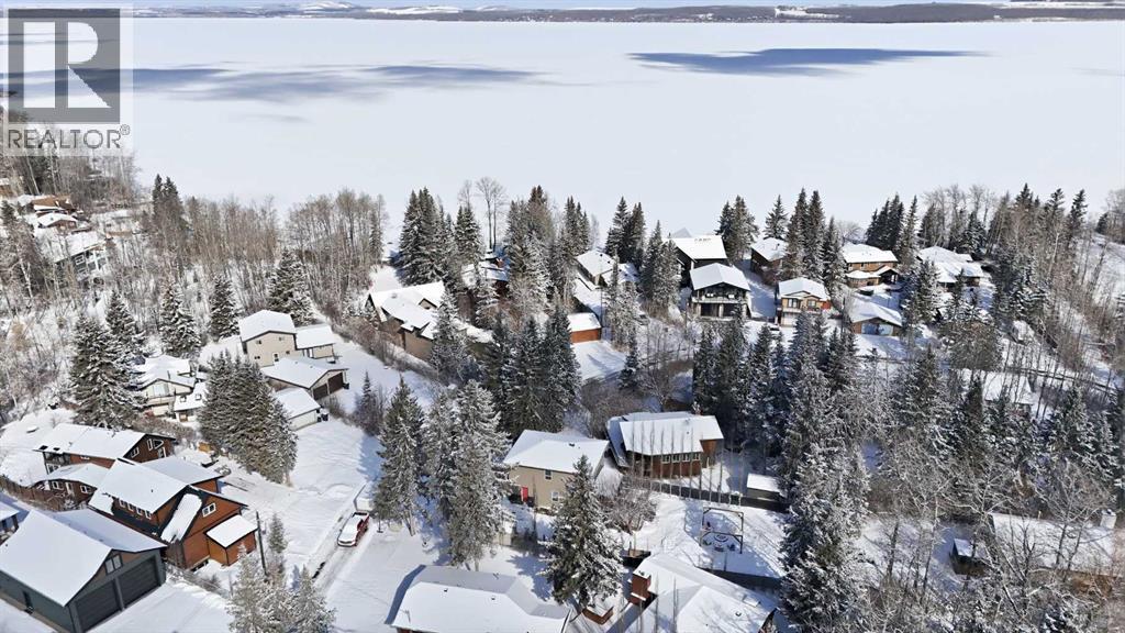 17 Hummingbird Lane, Half Moon Bay, Alberta  T4S 1S1 - Photo 38 - A2296188