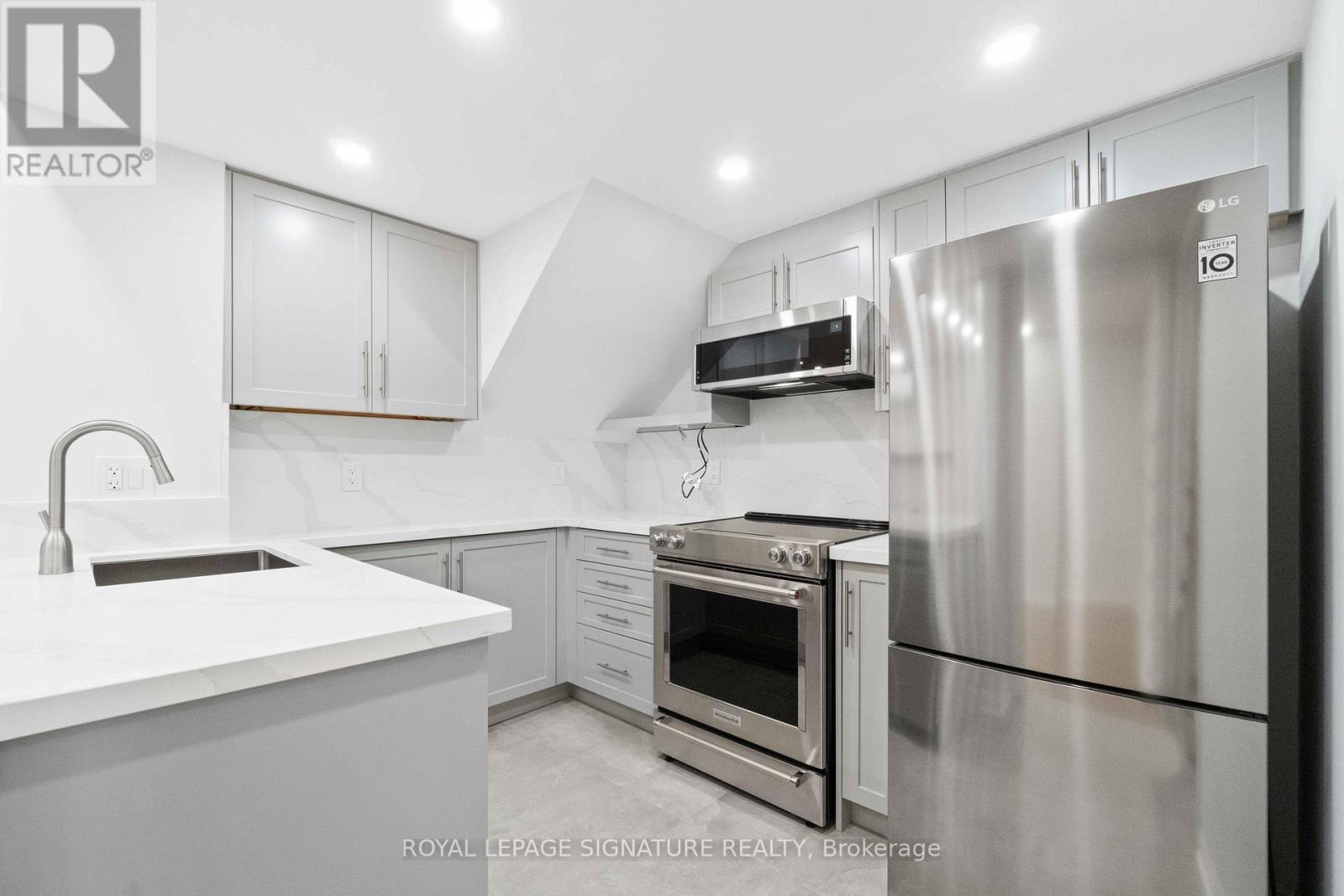 Main - 165 Arlington Avenue, Toronto, Ontario  M6C 2Z3 - Photo 11 - C12957678