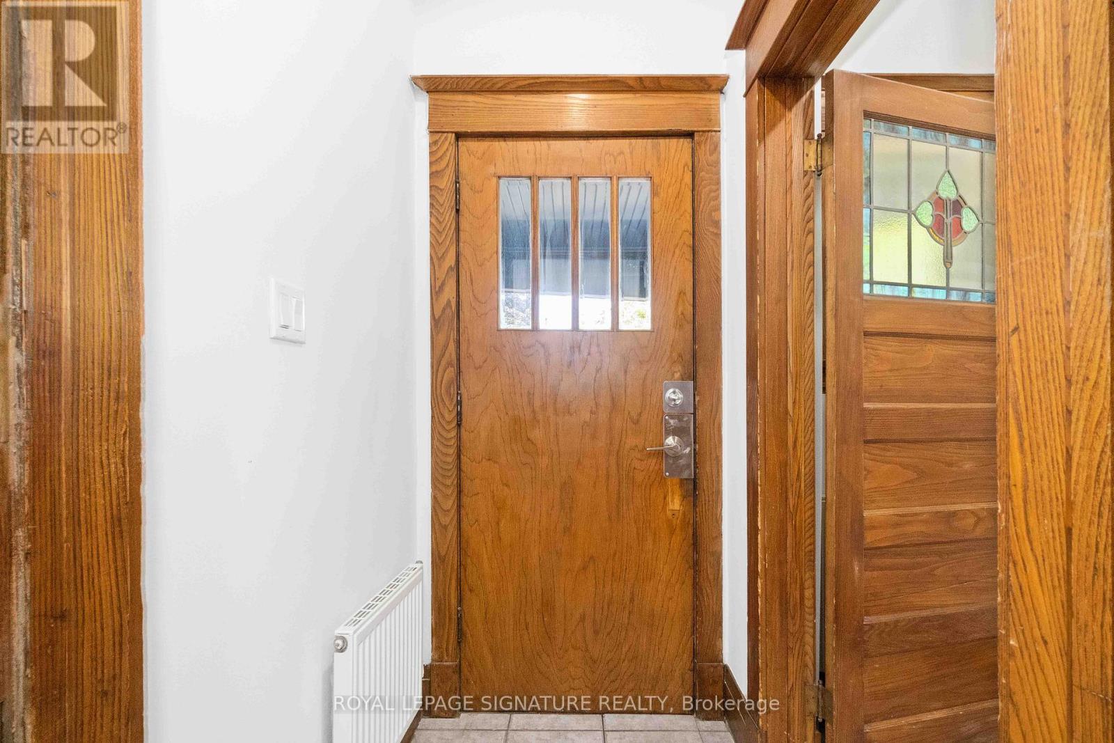 Main - 165 Arlington Avenue, Toronto, Ontario  M6C 2Z3 - Photo 4 - C12957678