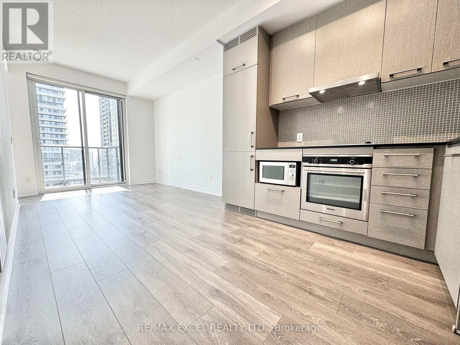 2701 - 87 Peter Street, Toronto, Ontario  M5V 2G4 - Photo 2 - C12957718