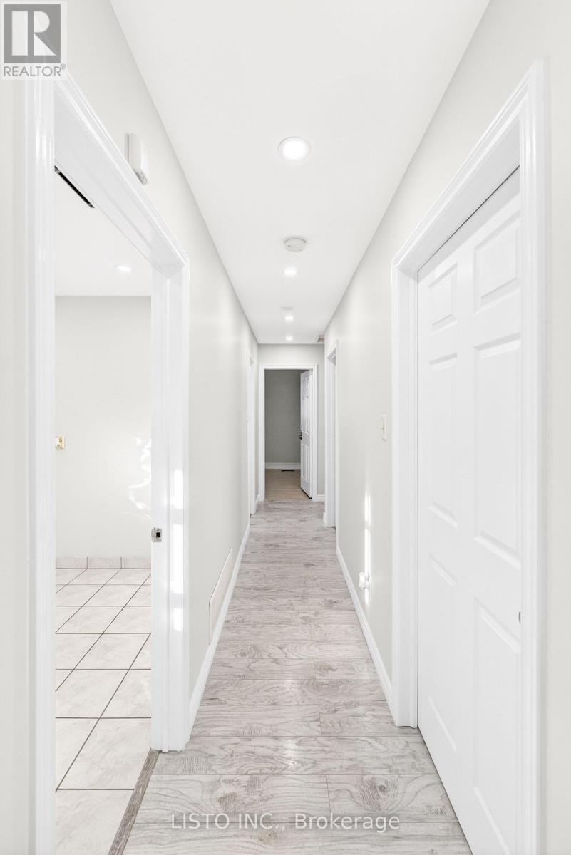 138 John Tabor Trail, Toronto, Ontario  M1B 2V2 - Photo 14 - E12957684