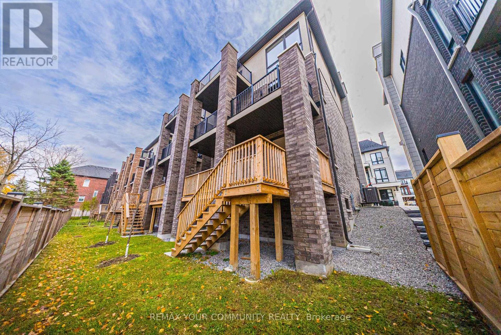 44 Globemaster Lane, Richmond Hill, Ontario  L4E 1H4 - Photo 48 - N12957662