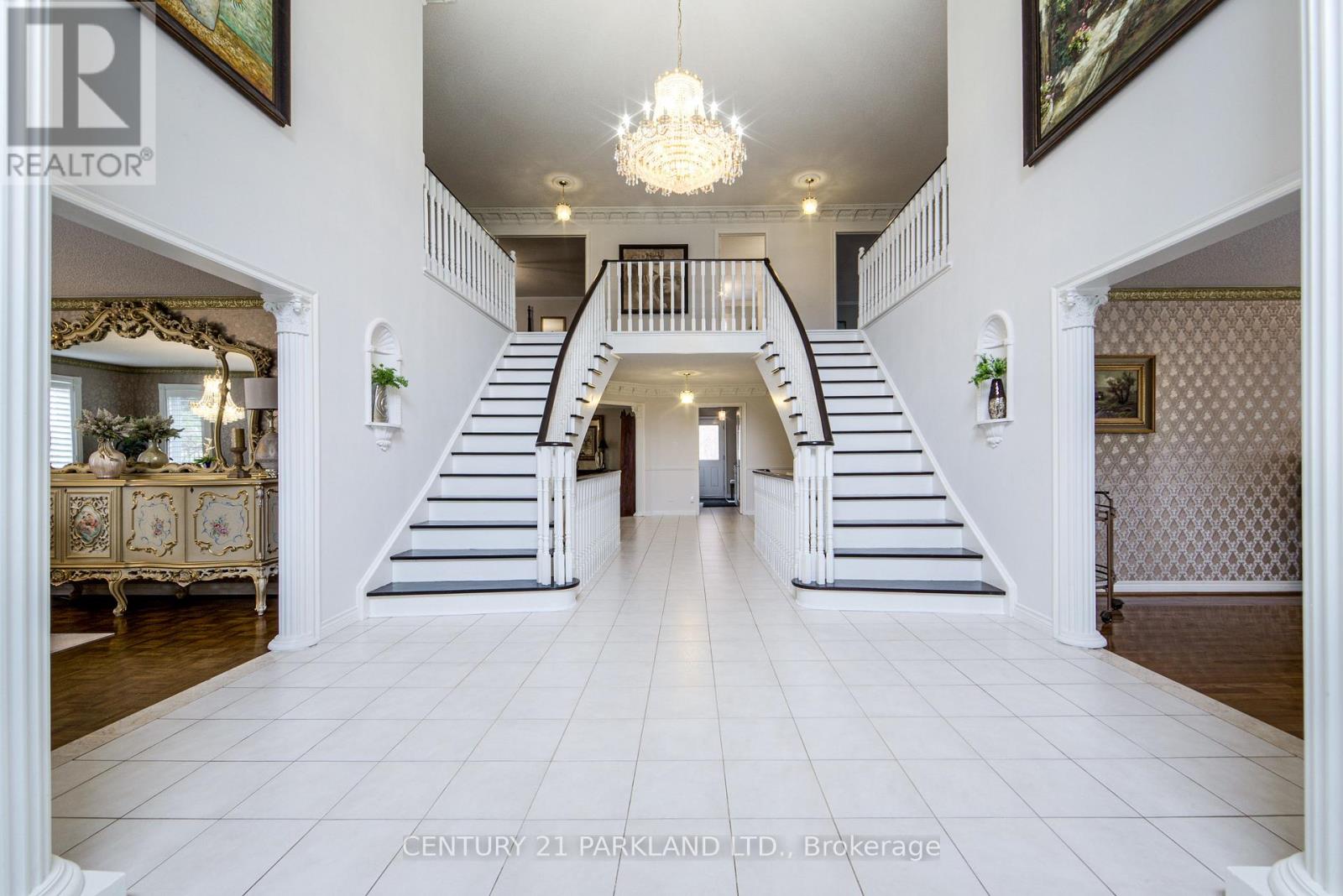 1 RADLEY STREET, Vaughan, Ontario