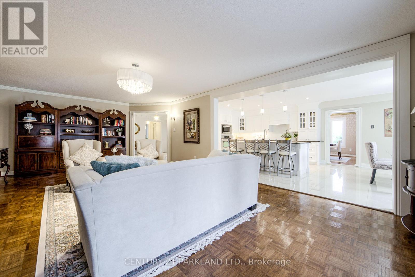 1 Radley Street, Vaughan, Ontario  L4L 8J7 - Photo 12 - N12957680