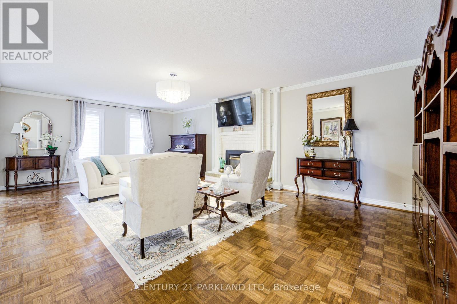 1 Radley Street, Vaughan, Ontario  L4L 8J7 - Photo 15 - N12957680