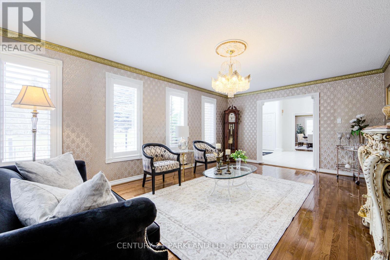 1 Radley Street, Vaughan, Ontario  L4L 8J7 - Photo 4 - N12957680