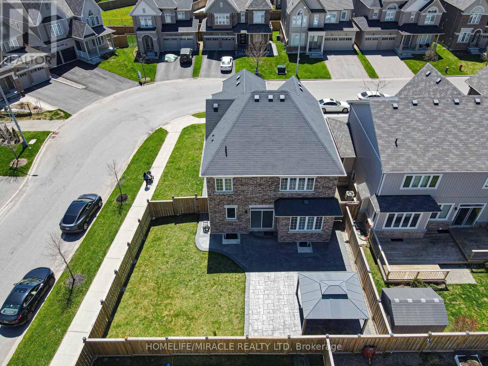 35 Drew Brown Boulevard, Orangeville, Ontario  L9W 6Z6 - Photo 4 - W12957682