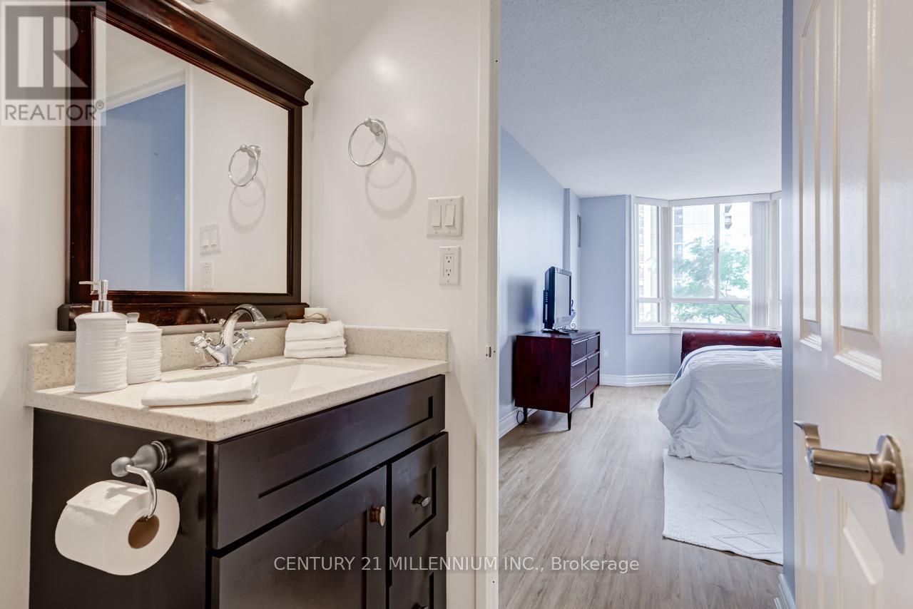 604 - 5 Lisa Street, Brampton, Ontario  L6T 4T4 - Photo 27 - W12957690