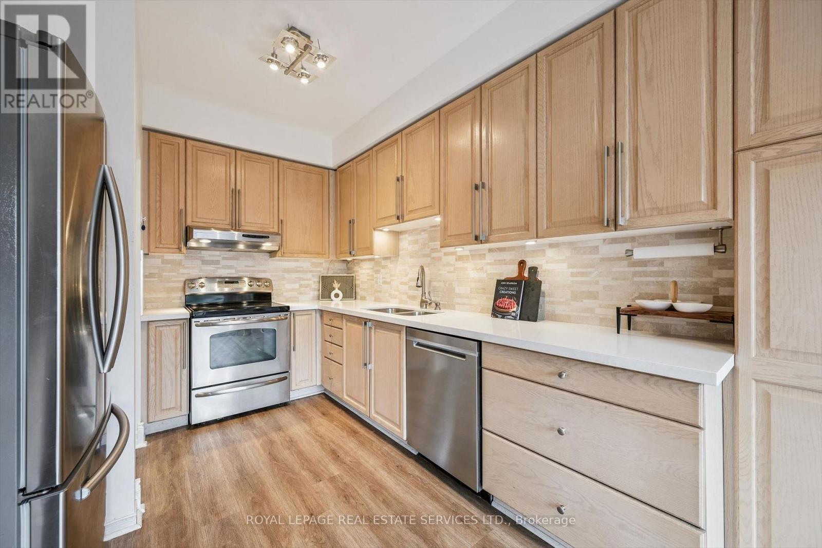 1888 Stevington Crescent, Mississauga, Ontario  L5N 7S5 - Photo 18 - W12957692