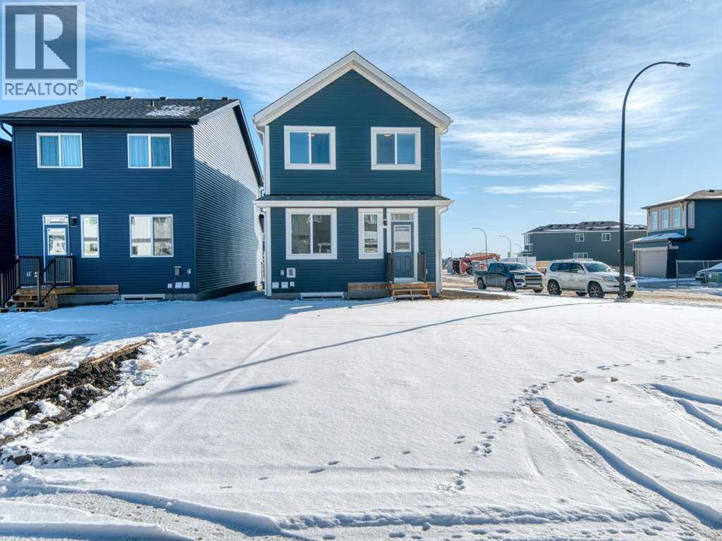 105 Creekstone Manor Sw, Calgary, Alberta  T2X 5W5 - Photo 39 - A2297741