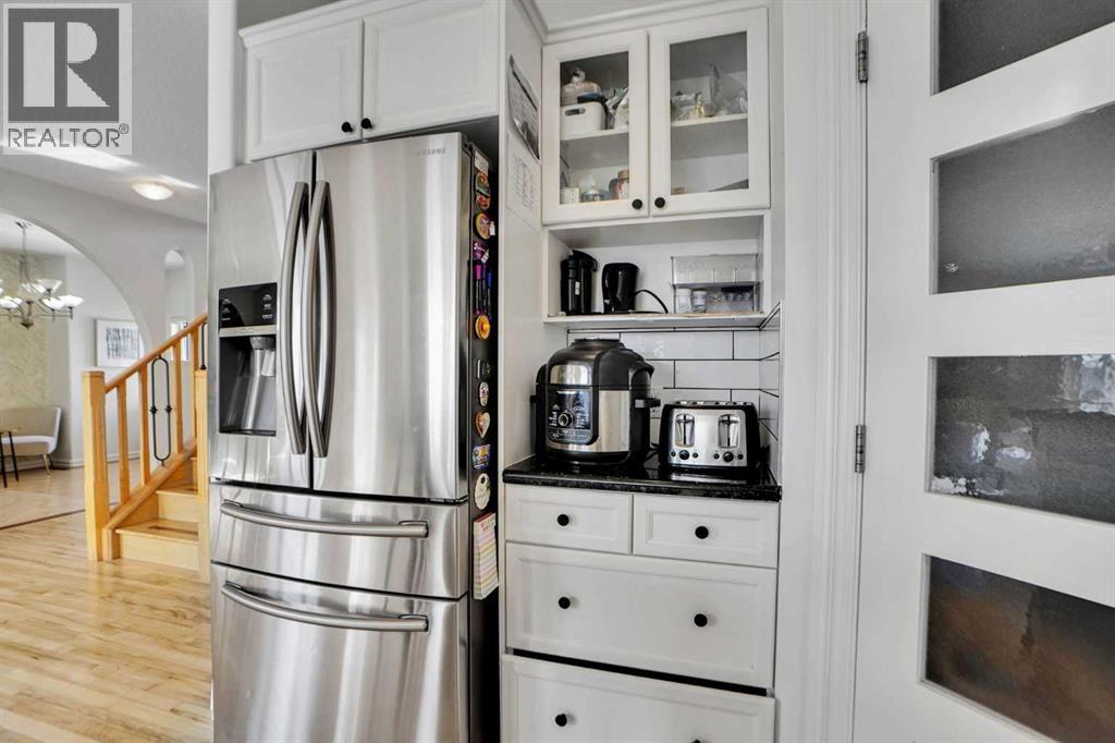 6 Strathridge Way SW, Calgary, Alberta  T3H 3S3 - Photo 25 - A2298508