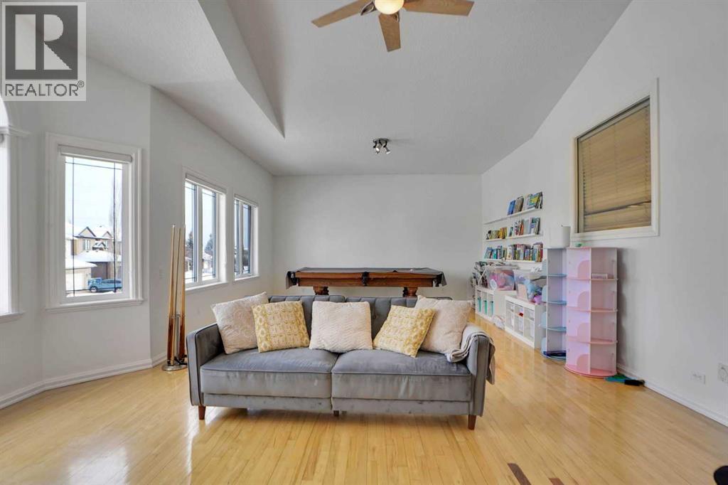 6 Strathridge Way SW, Calgary, Alberta  T3H 3S3 - Photo 29 - A2298508