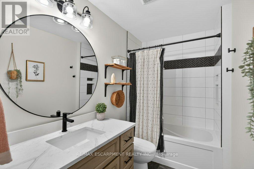 71 Nelson Street, Hamilton, Ontario  L0R 2H0 - Photo 24 - X12957656