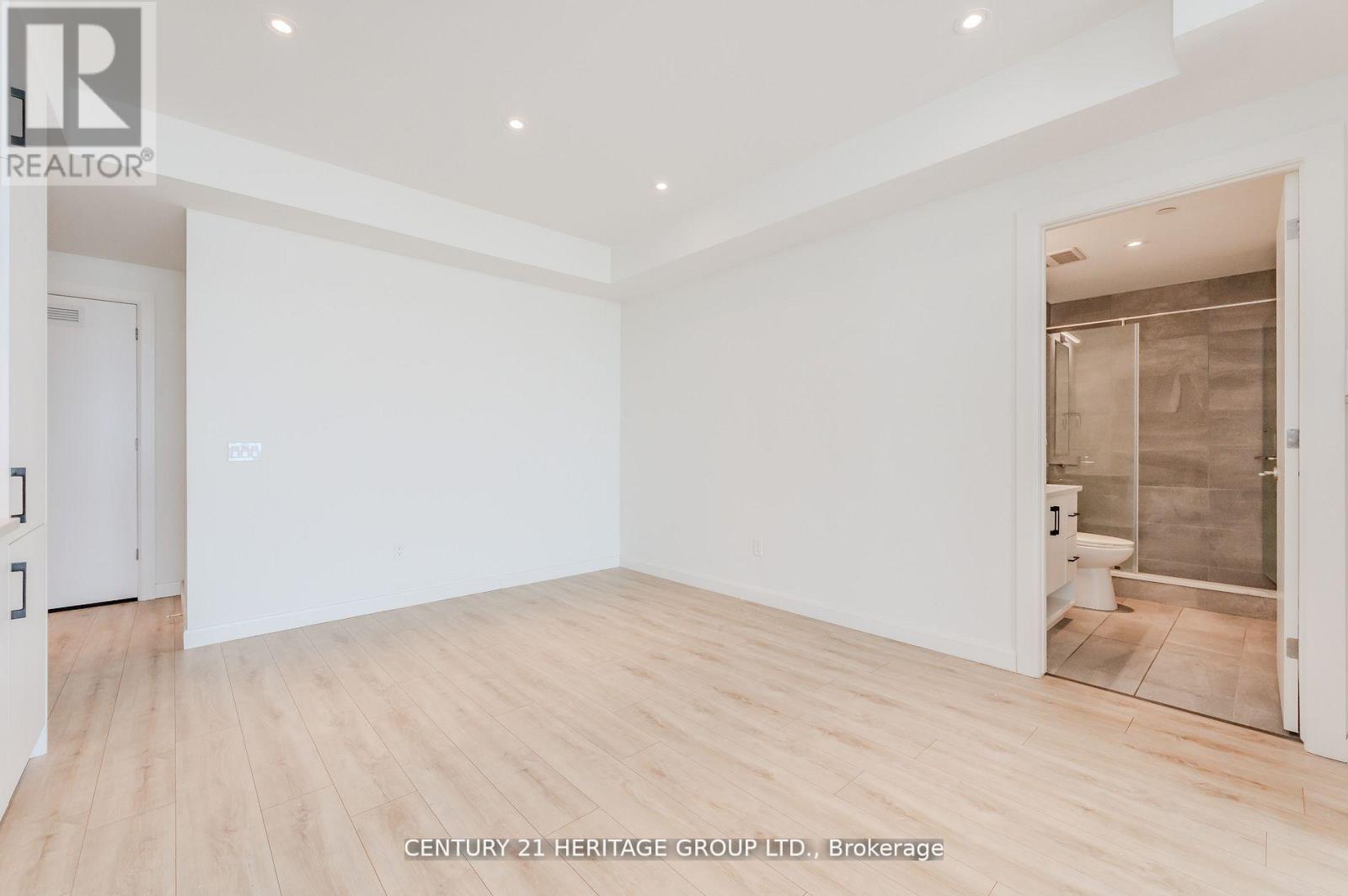 703 - 741 King Street W, Kitchener, Ontario  N2G 1E5 - Photo 16 - X12957676