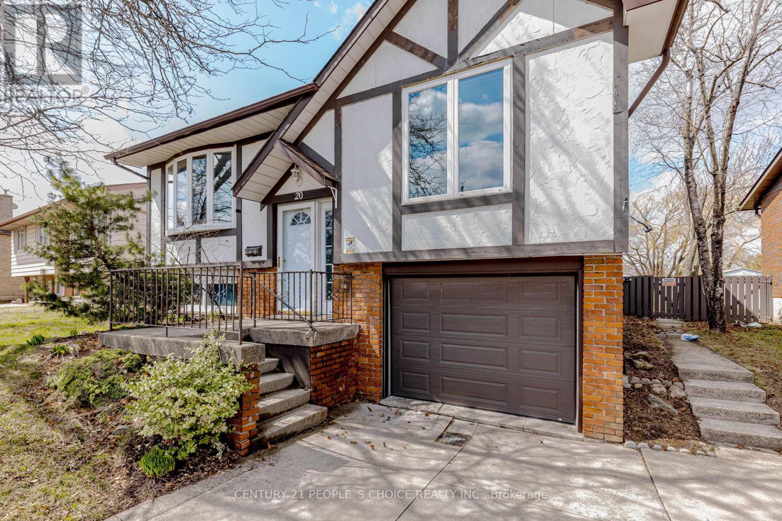 20 Normajean Avenue, Hamilton, Ontario  L8W 1S2 - Photo 2 - X12957726