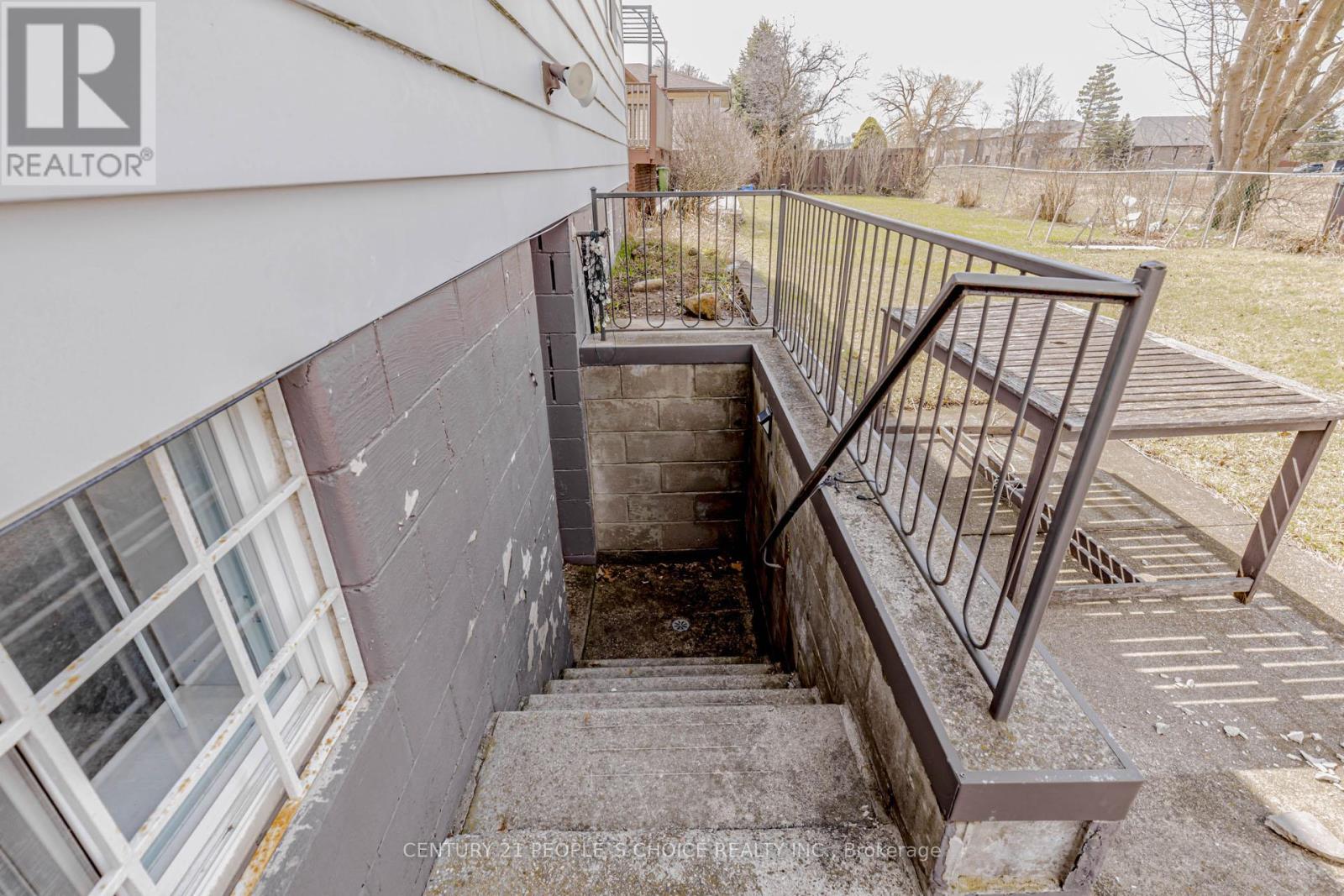 20 Normajean Avenue, Hamilton, Ontario  L8W 1S2 - Photo 35 - X12957726