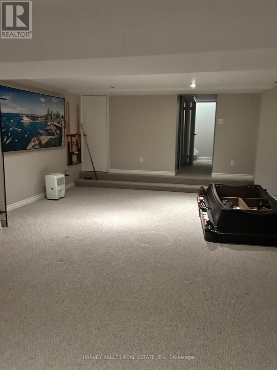 8 Oak Drive, Puslinch, Ontario  N0B 2J0 - Photo 47 - X12478056