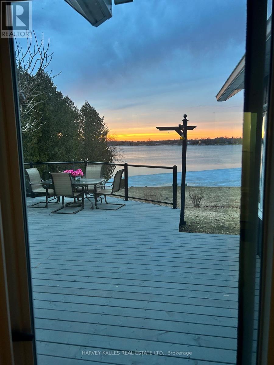 8 Oak Drive, Puslinch, Ontario  N0B 2J0 - Photo 40 - X12478056