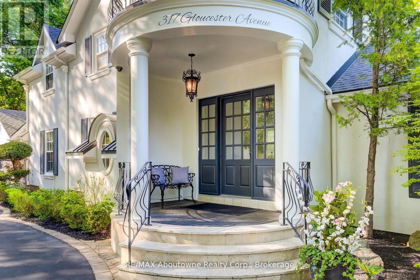 317 Gloucester Avenue, Oakville, Ontario  L6J 3W8 - Photo 12 - W12957746