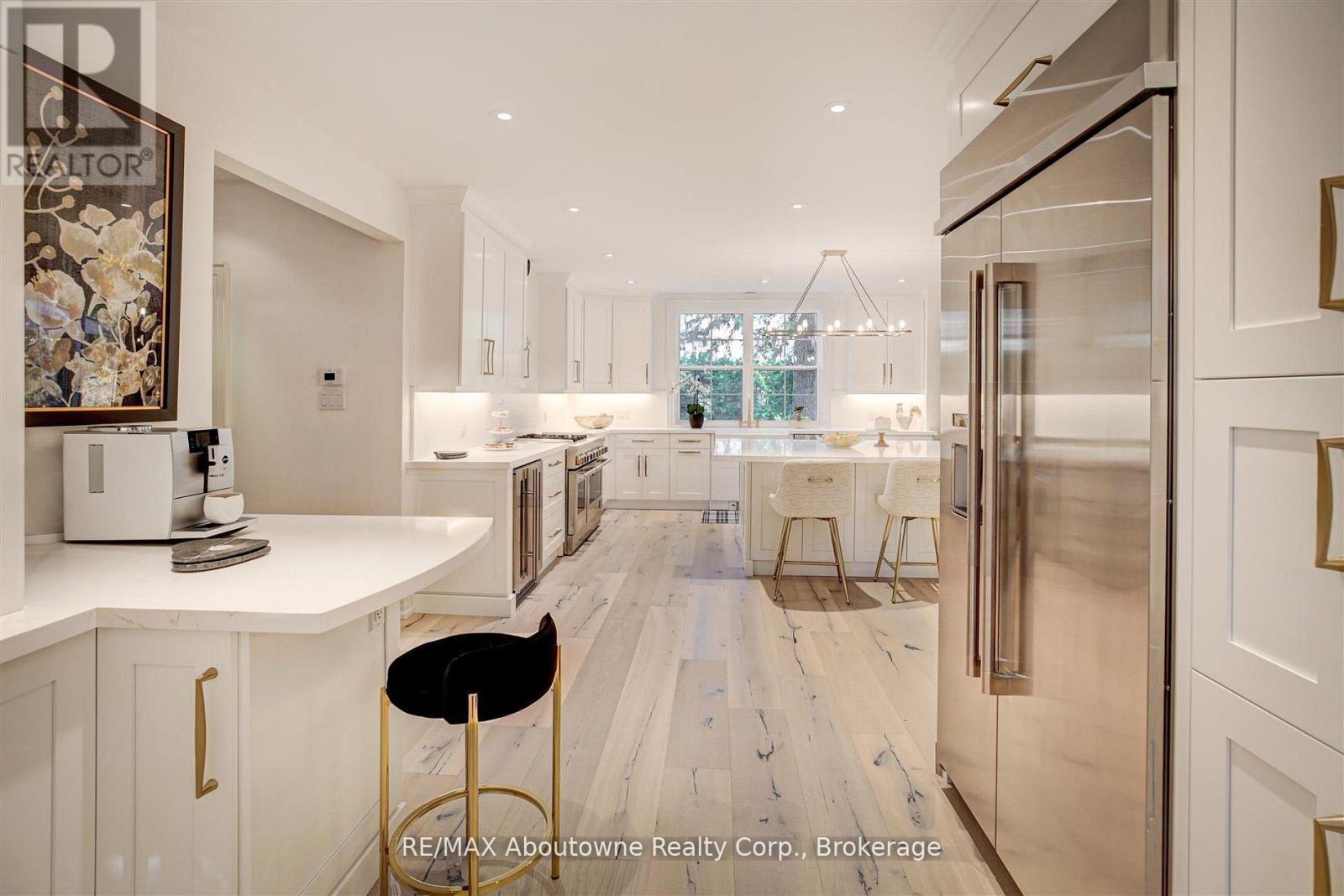 317 Gloucester Avenue, Oakville, Ontario  L6J 3W8 - Photo 31 - W12957746