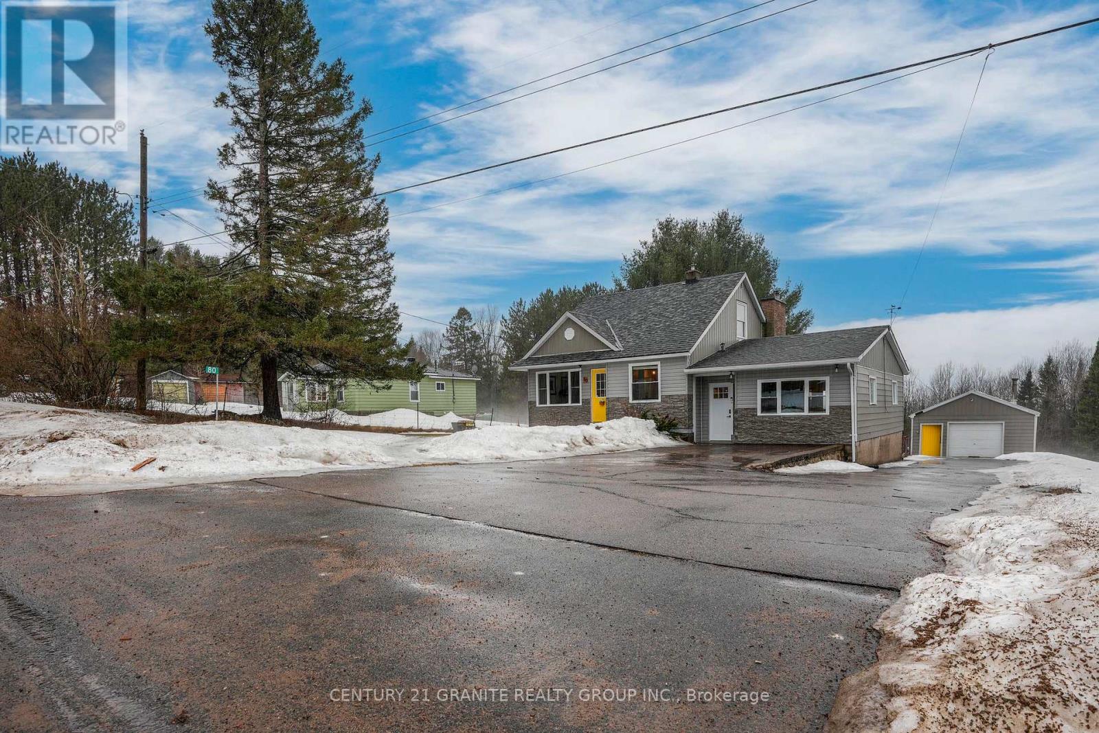 80 Paradise Road, South Algonquin, Ontario  K0J 2M0 - Photo 1 - X12957736