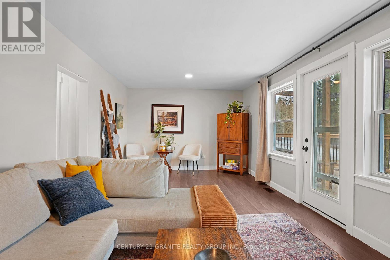 80 Paradise Road, South Algonquin, Ontario  K0J 2M0 - Photo 18 - X12957736