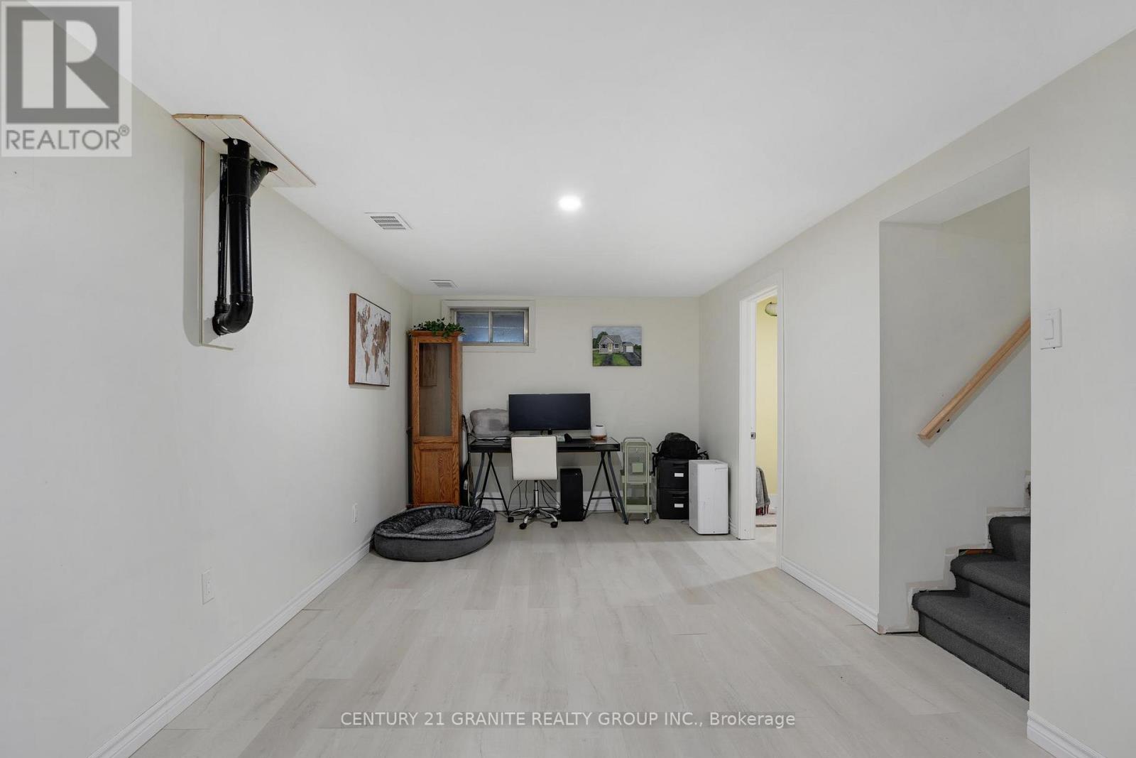 80 Paradise Road, South Algonquin, Ontario  K0J 2M0 - Photo 24 - X12957736