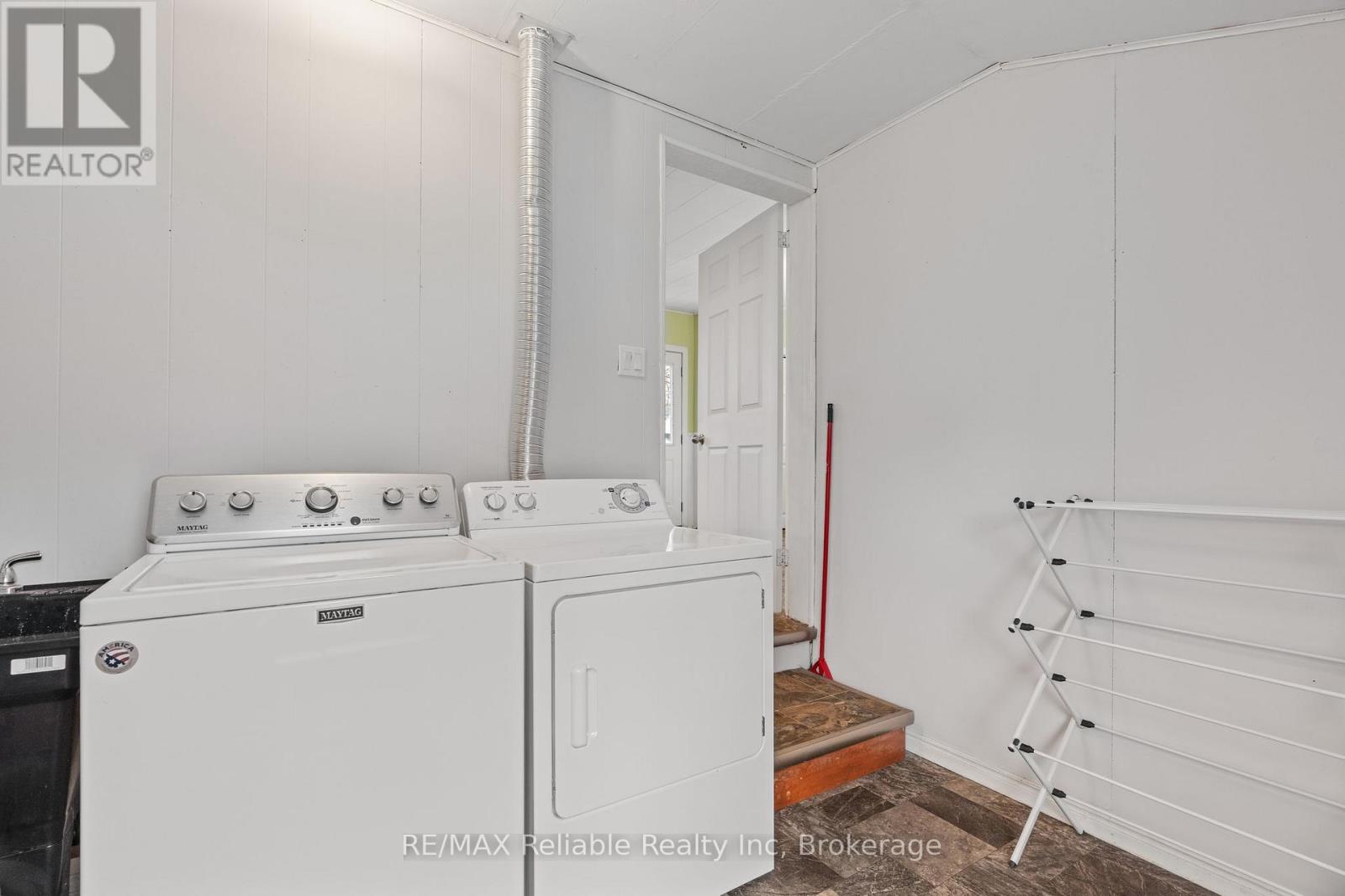 122 Victoria Street, Huron East, Ontario  N0K 1W0 - Photo 27 - X12957756