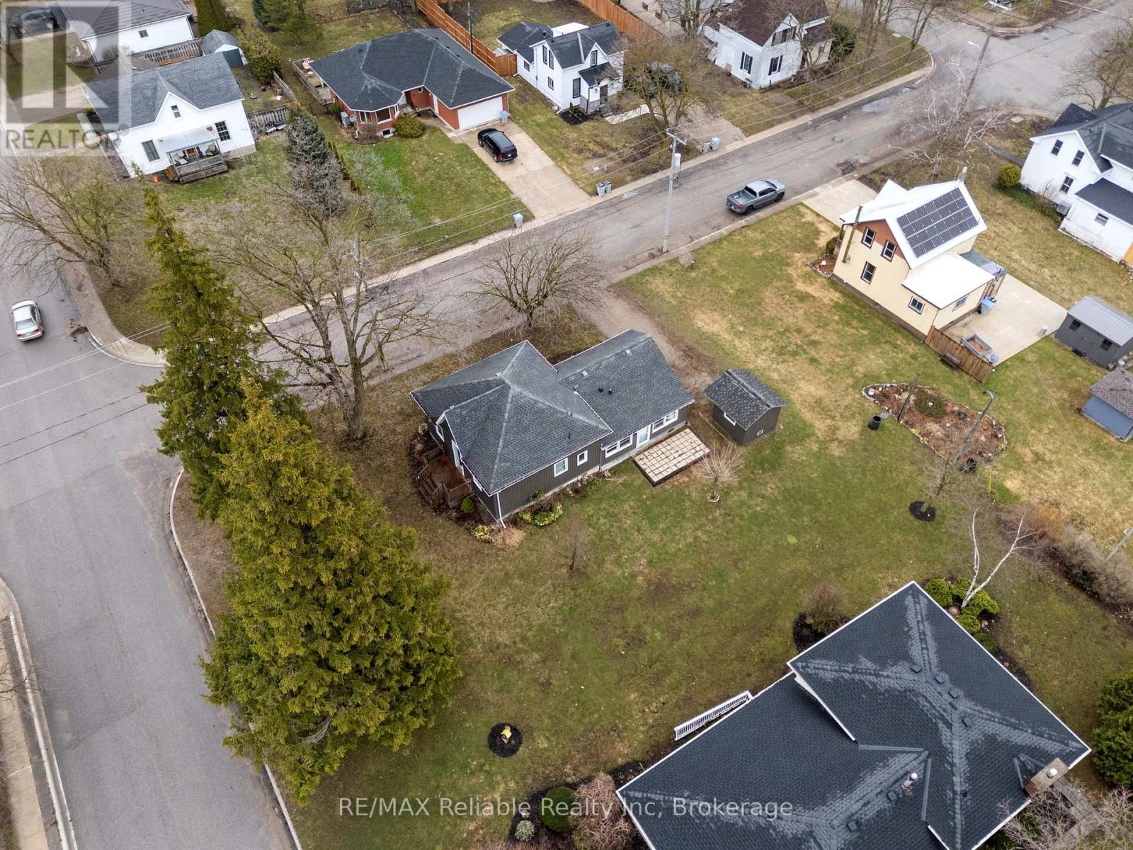 122 Victoria Street, Huron East, Ontario  N0K 1W0 - Photo 31 - X12957756