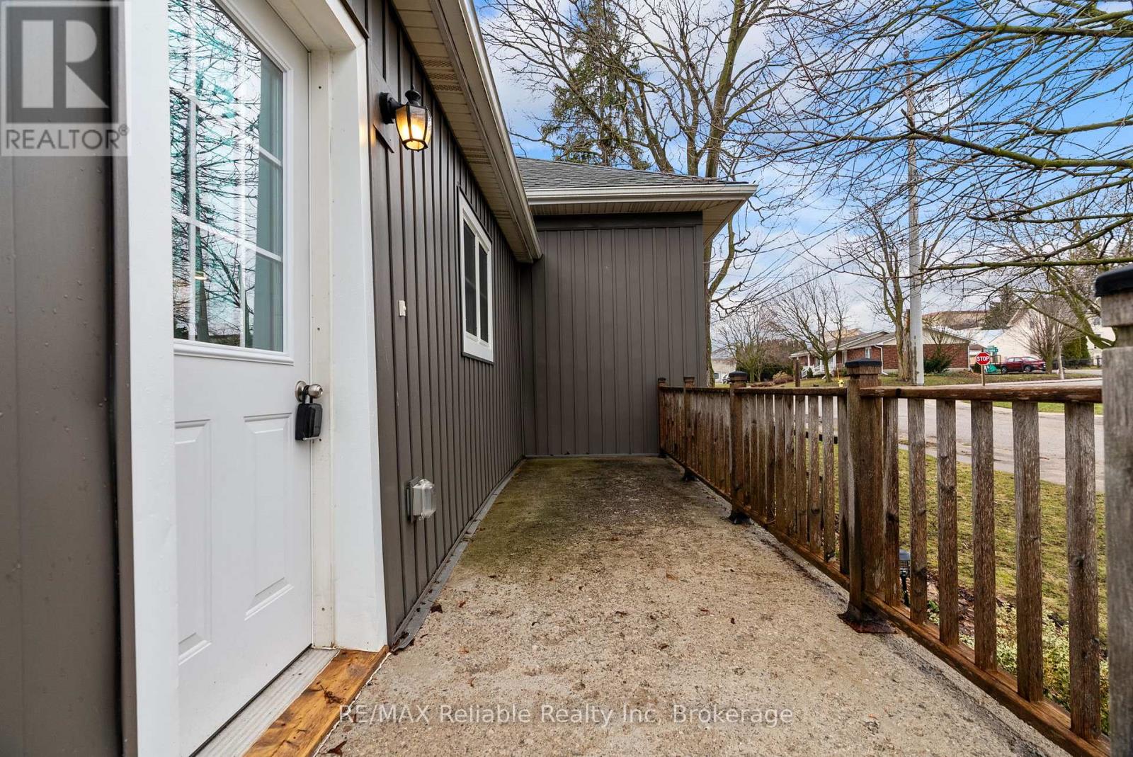 122 Victoria Street, Huron East, Ontario  N0K 1W0 - Photo 34 - X12957756