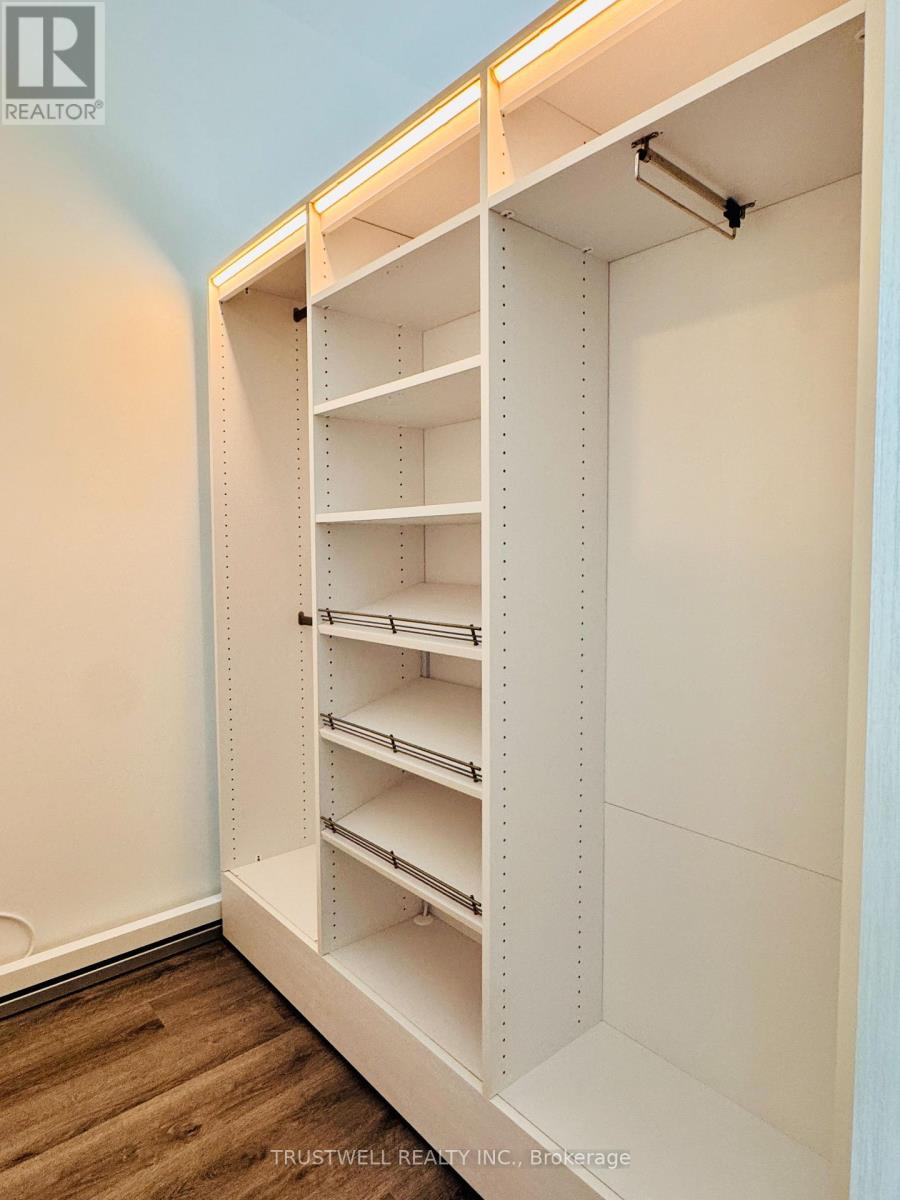 330 - 30 Dreamers Way, Toronto, Ontario  M5A 0Y7 - Photo 11 - C12957744