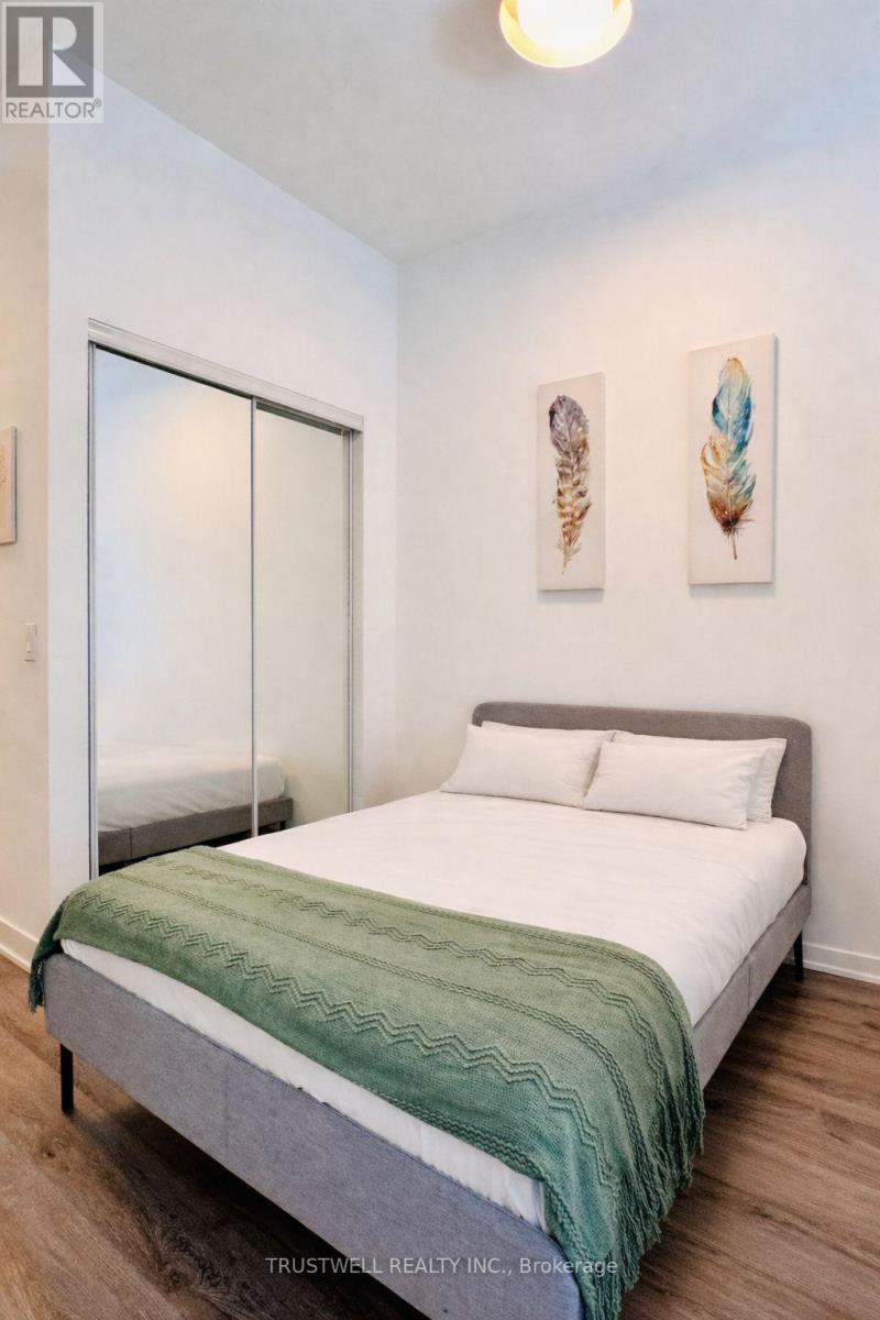 330 - 30 Dreamers Way, Toronto, Ontario  M5A 0Y7 - Photo 4 - C12957744