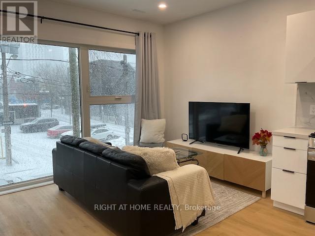 Unit #3 Second Floor - 674 Manning Avenue, Toronto, Ontario  M6G 2W4 - Photo 6 - C12957758