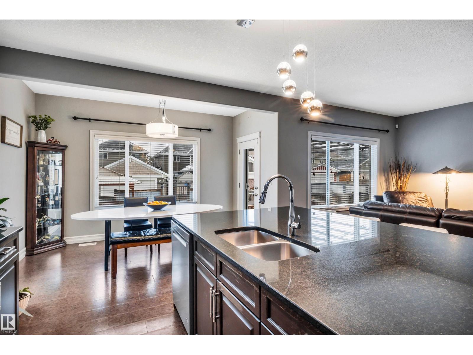 7728 18 Av Sw, Edmonton, Alberta  T6X 0V3 - Photo 10 - E4480703