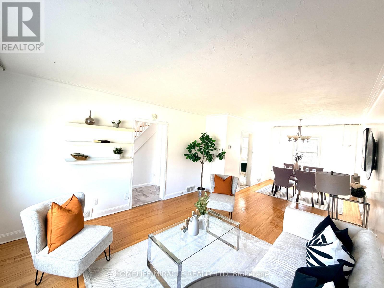 12 Roselm Road, Toronto, Ontario  M1R 3Y6 - Photo 3 - E12957732