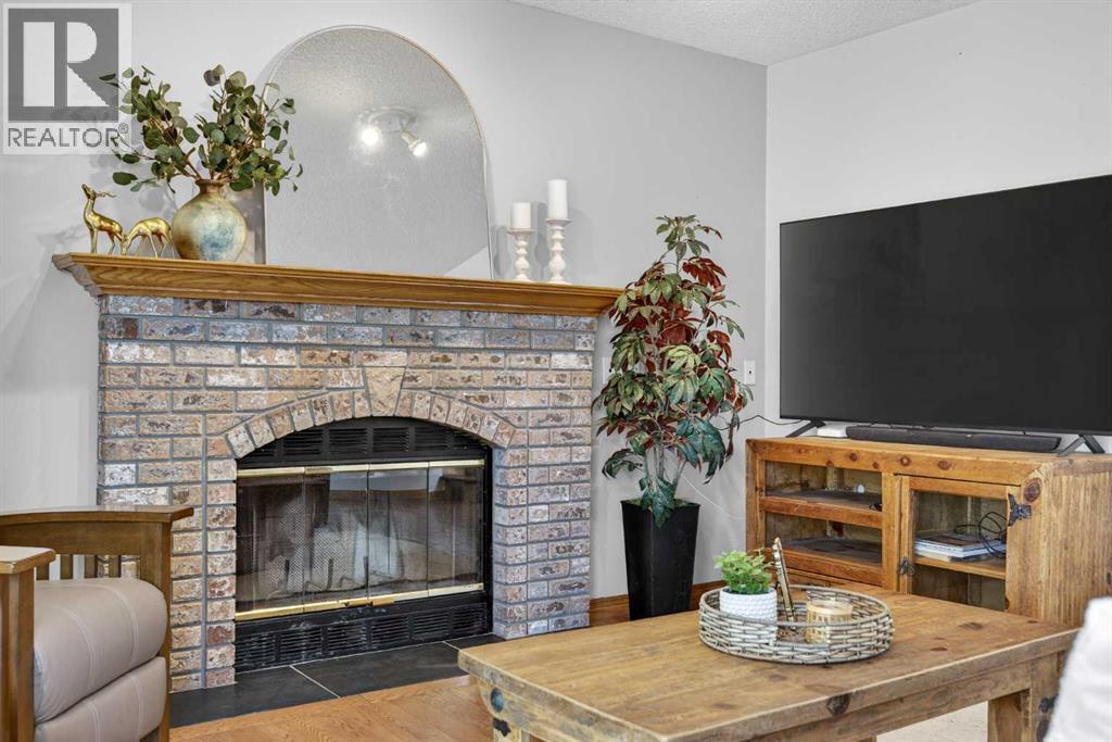 12 Manyhorses Rise, Rural Rocky View County, Alberta  T3Z 1A1 - Photo 6 - A2295111