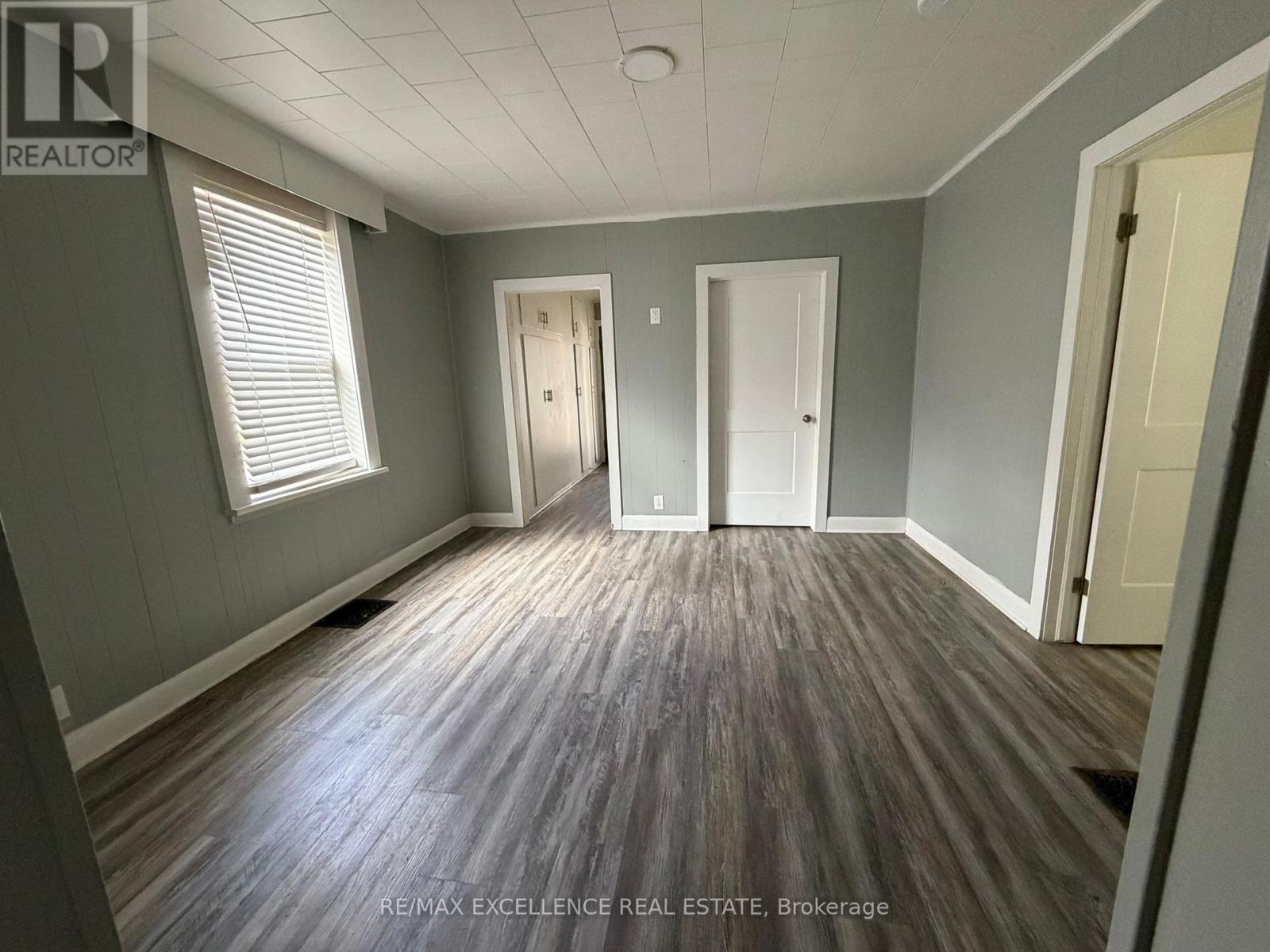 571 Grey Street, London East, Ontario  N6B 1H6 - Photo 6 - X12957750