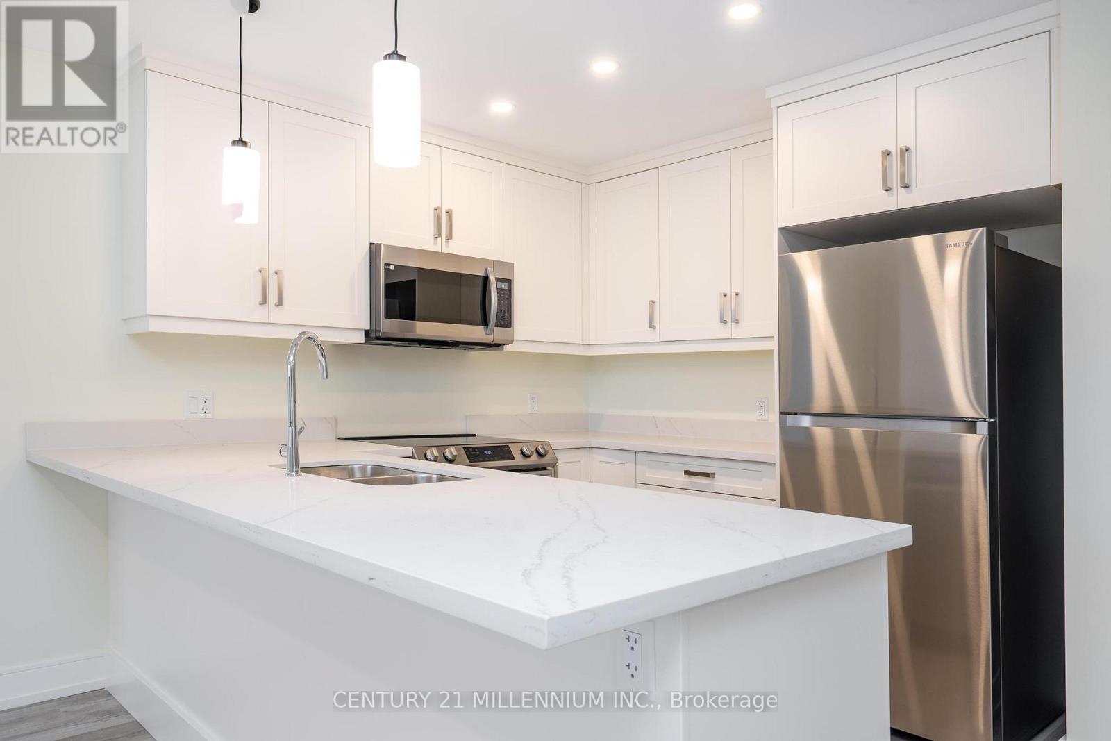 403 - 300b On The Fourth Avenue N, St. Catharines, Ontario  L2S 0E6 - Photo 12 - X12957760